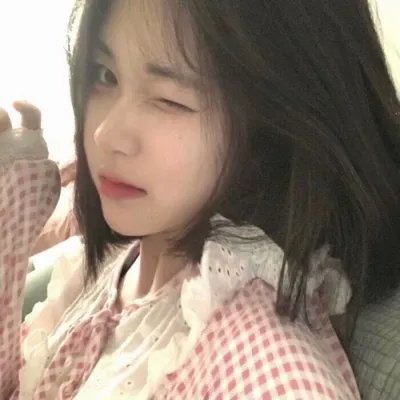 爱唱歌的大学生女生季